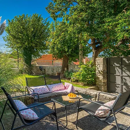 בית נופש Villa Kozljak